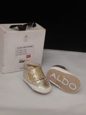 New SIZE 1 ALDO Kids Metallic Gold Sequin Strap Shoes